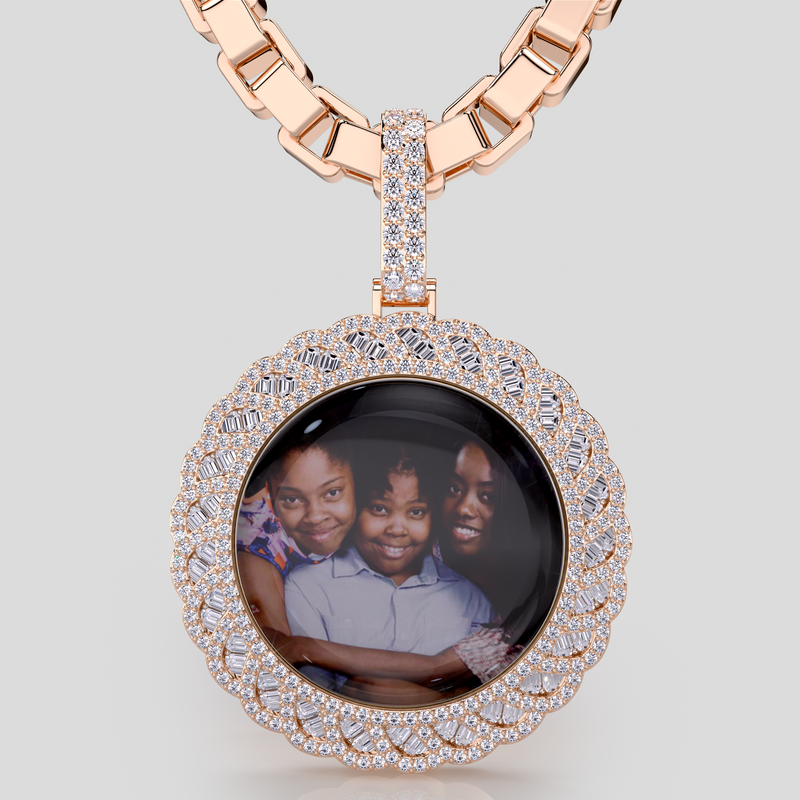 Medallion Pendant 14k Gold Memory Pendant Medallion Picture 10k